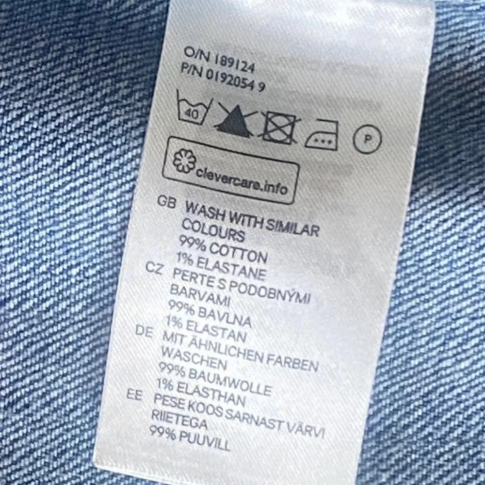 H&M Distressed Jean Jacket - Picture 8 of 8